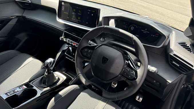 Peugeot 208 1.2 PureTech 100 GT 5dr Petrol Hatchback - Image 11